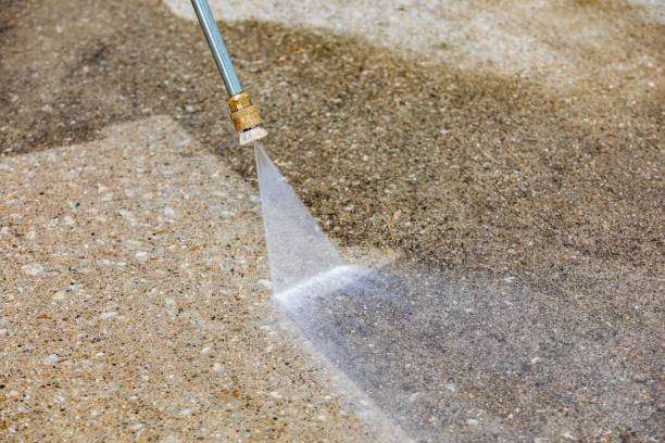 Best Sidewalk and Walkway Pressure Cleaning in Redwood City, CA